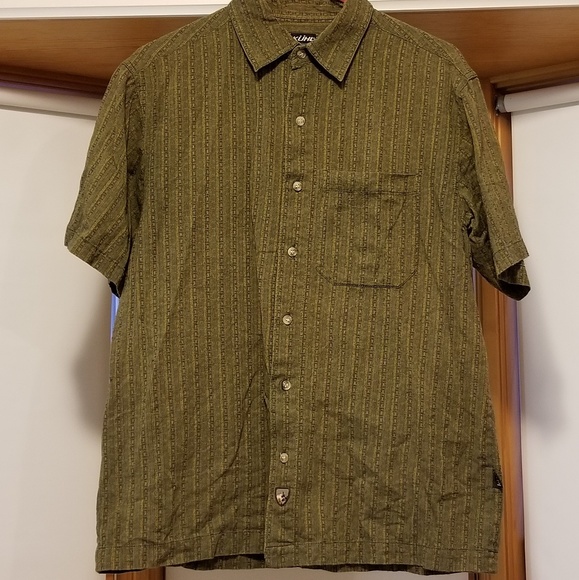 Kuhl Other - Kuhl mens size small green button front shirt